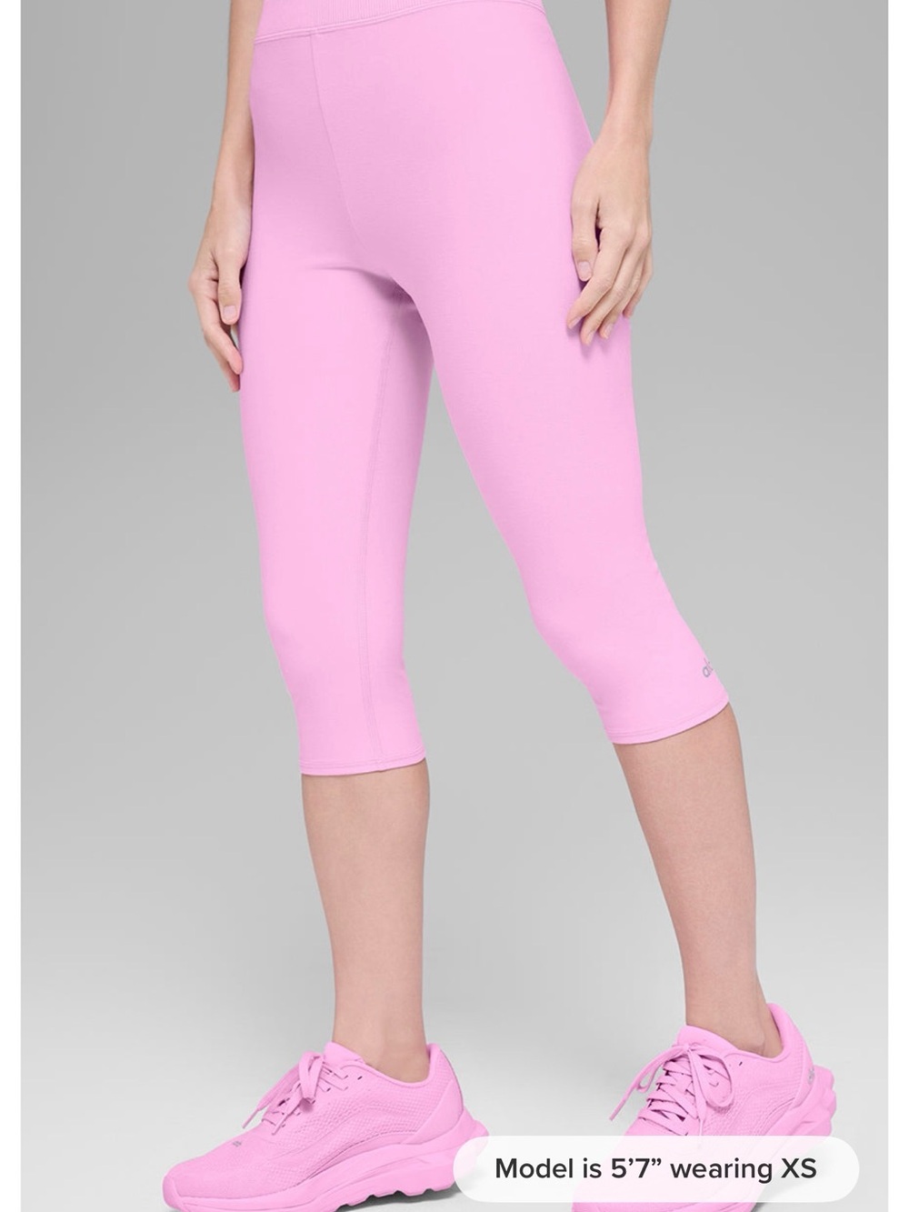 Alo Yoga  High Waist Iconic 90s Capri Leggings - candy heart pink, size medium